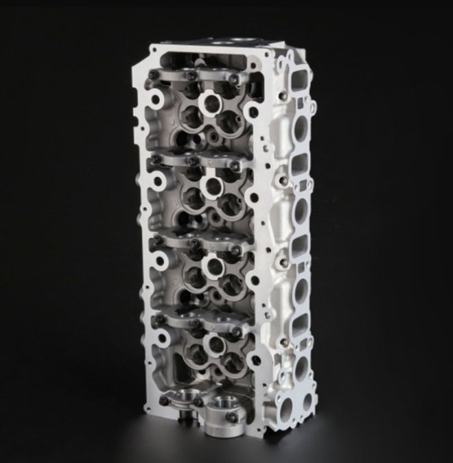 Automobile Engine Cylinder Head